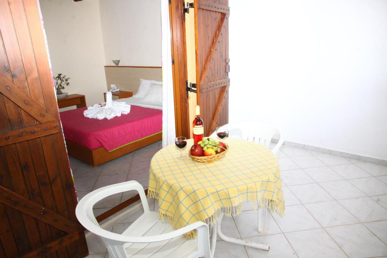 Bella Vista Hotel "By Checkin" Hersonissos  Dış mekan fotoğraf