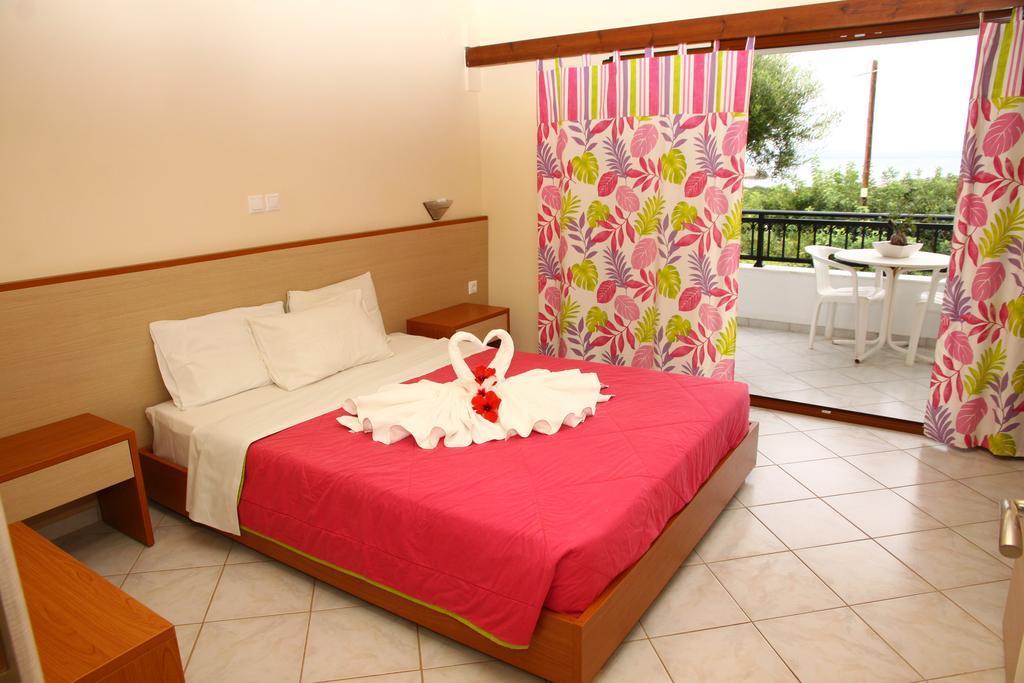 Bella Vista Hotel "By Checkin" Hersonissos  Dış mekan fotoğraf